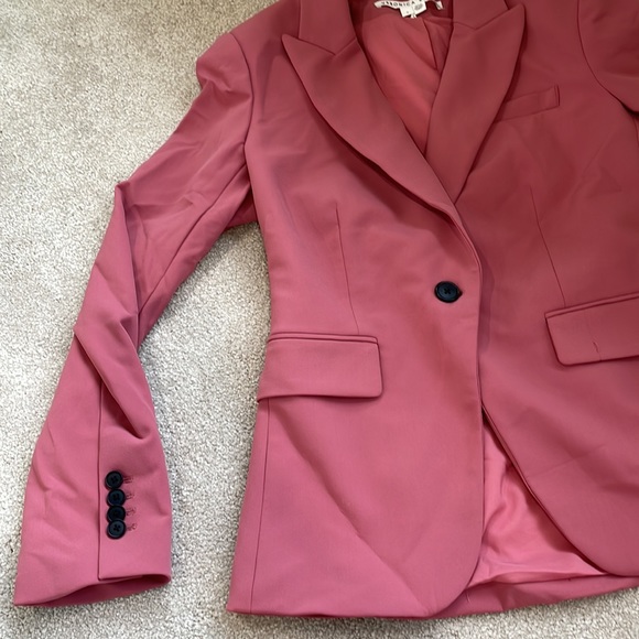 Veronica Beard pink dickey jacket with black buttons - Picture 2 of 4